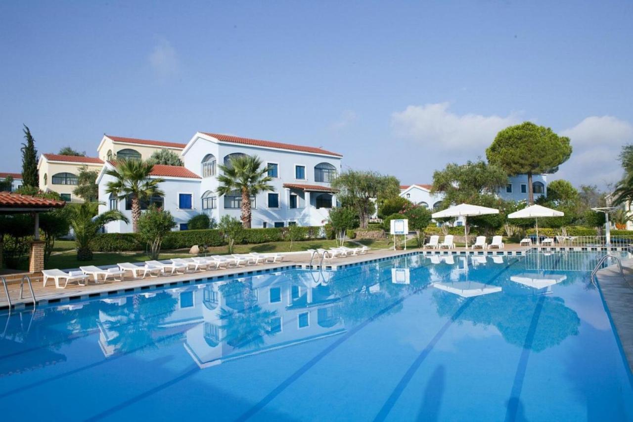 Govino Bay Luxury Beach Loft Apartment Danilia Eksteriør billede